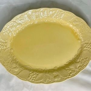 Woodbury Fruit Design platter